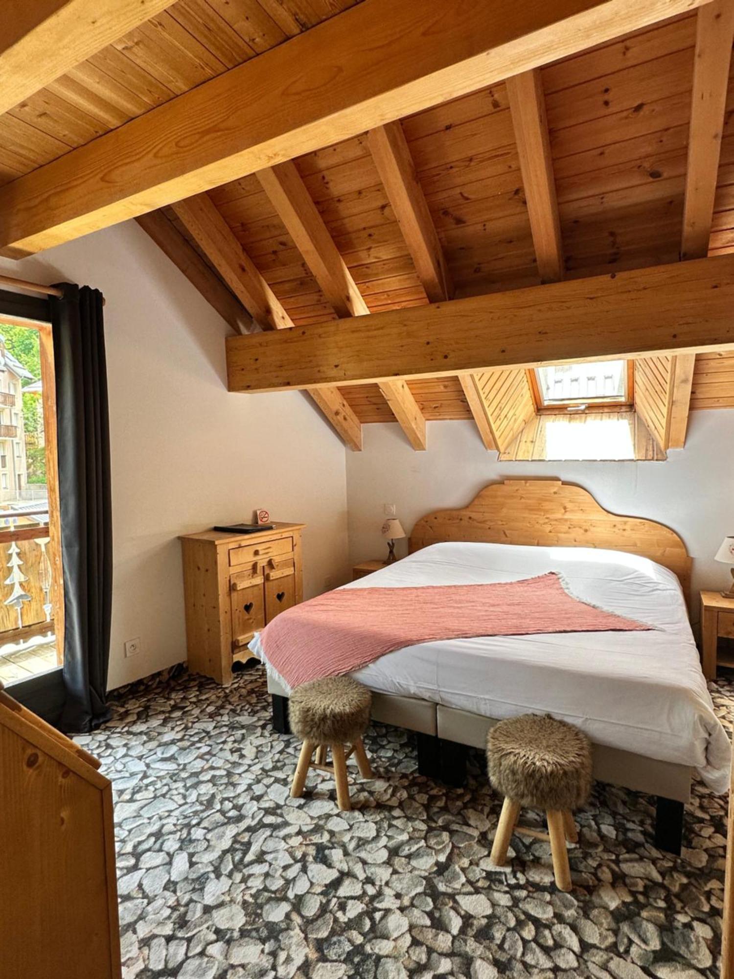 Hotel-chalet Les Melezes Hotel