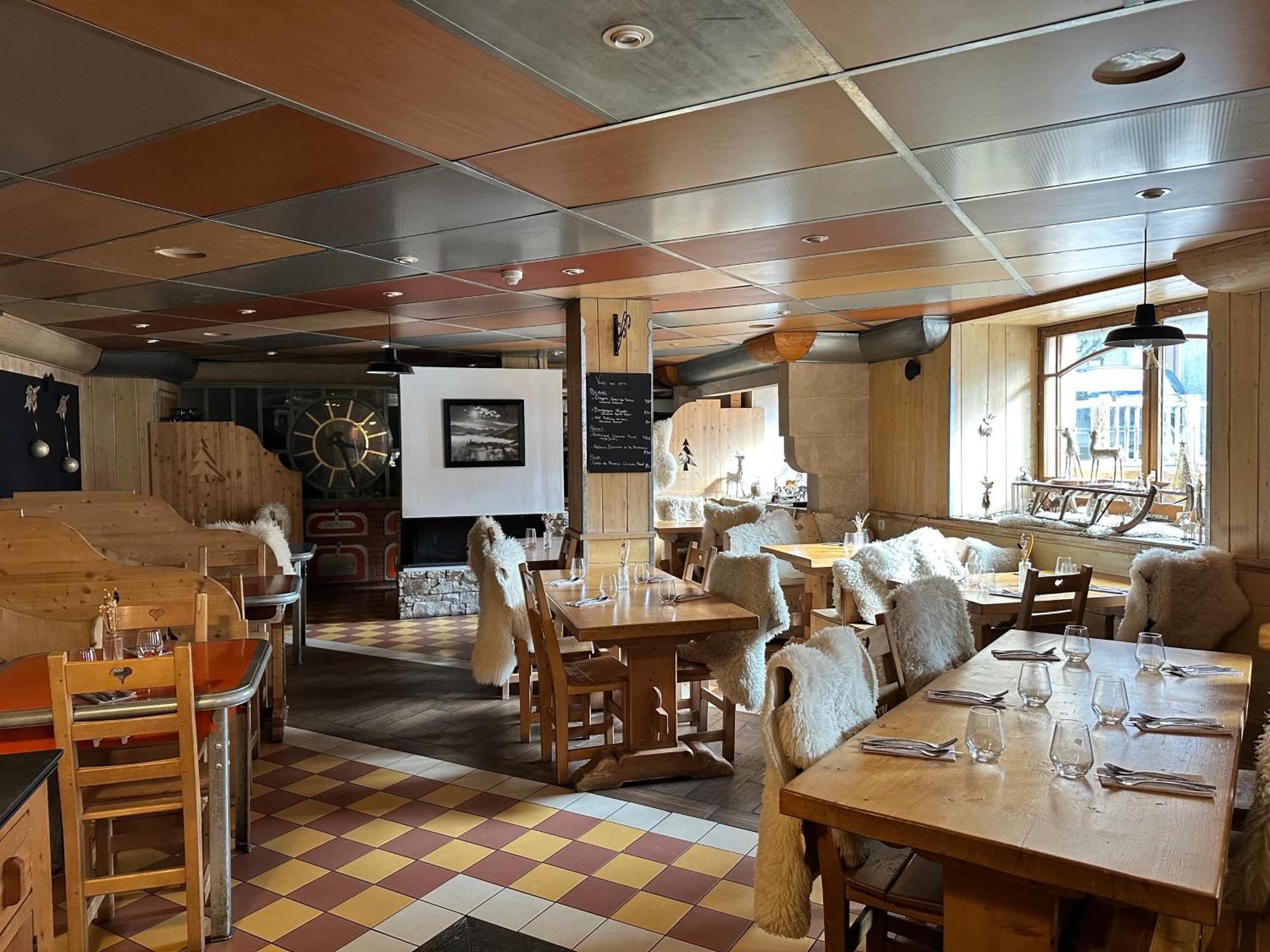 Hotel-chalet Les Melezes 3*