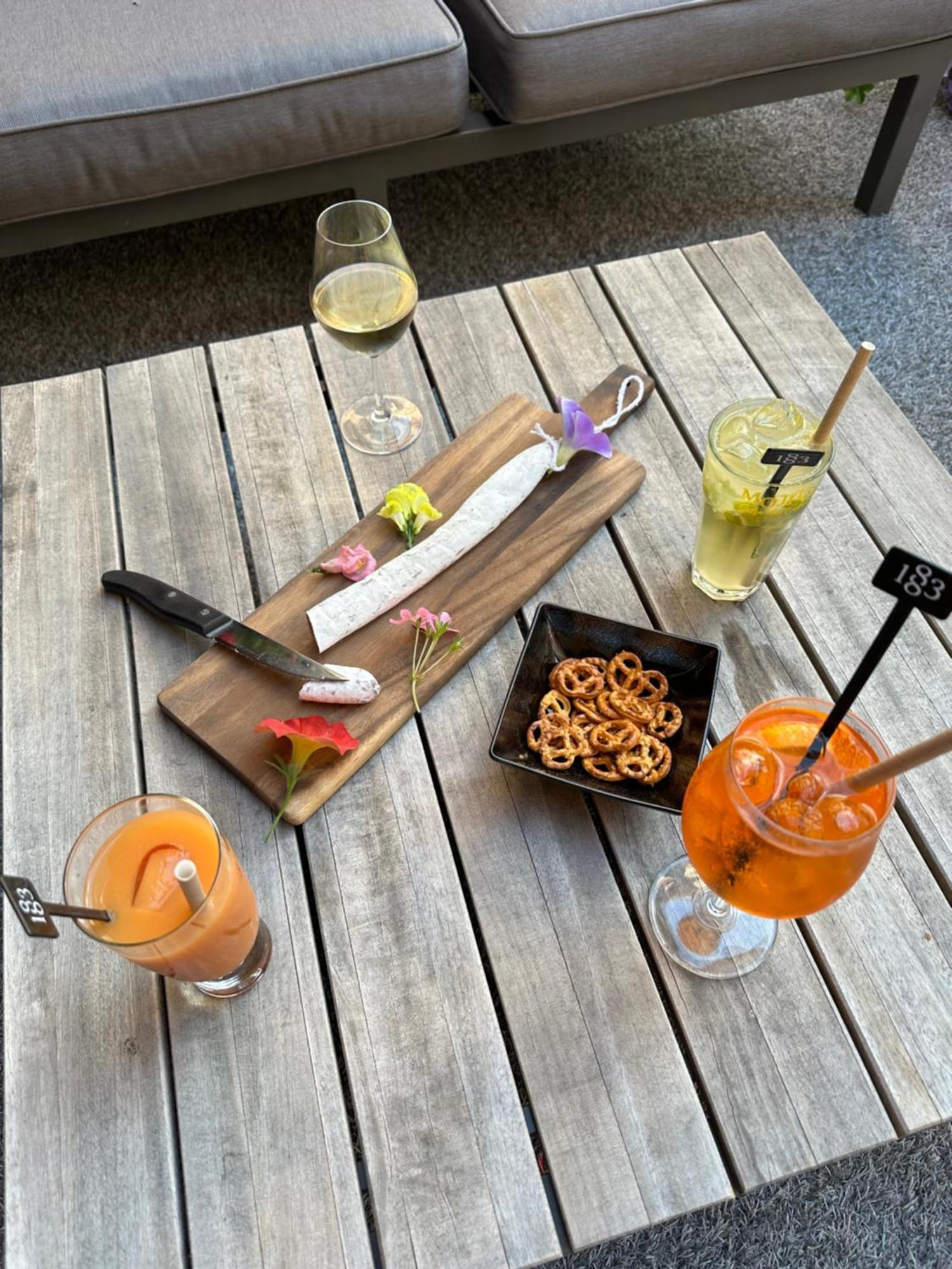 Hótel-chalet Les Mélèzes 3*Valloire酒店